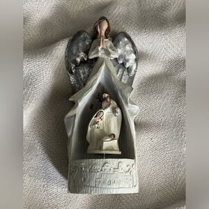 Musical Angel decor nativity